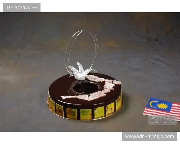 巧克力世界杯比赛作品：结合文化元素打造具有特色的甜品比赛项目